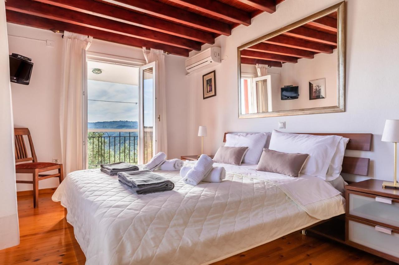 Villa Agia Marina Skopelos Town Bagian luar foto