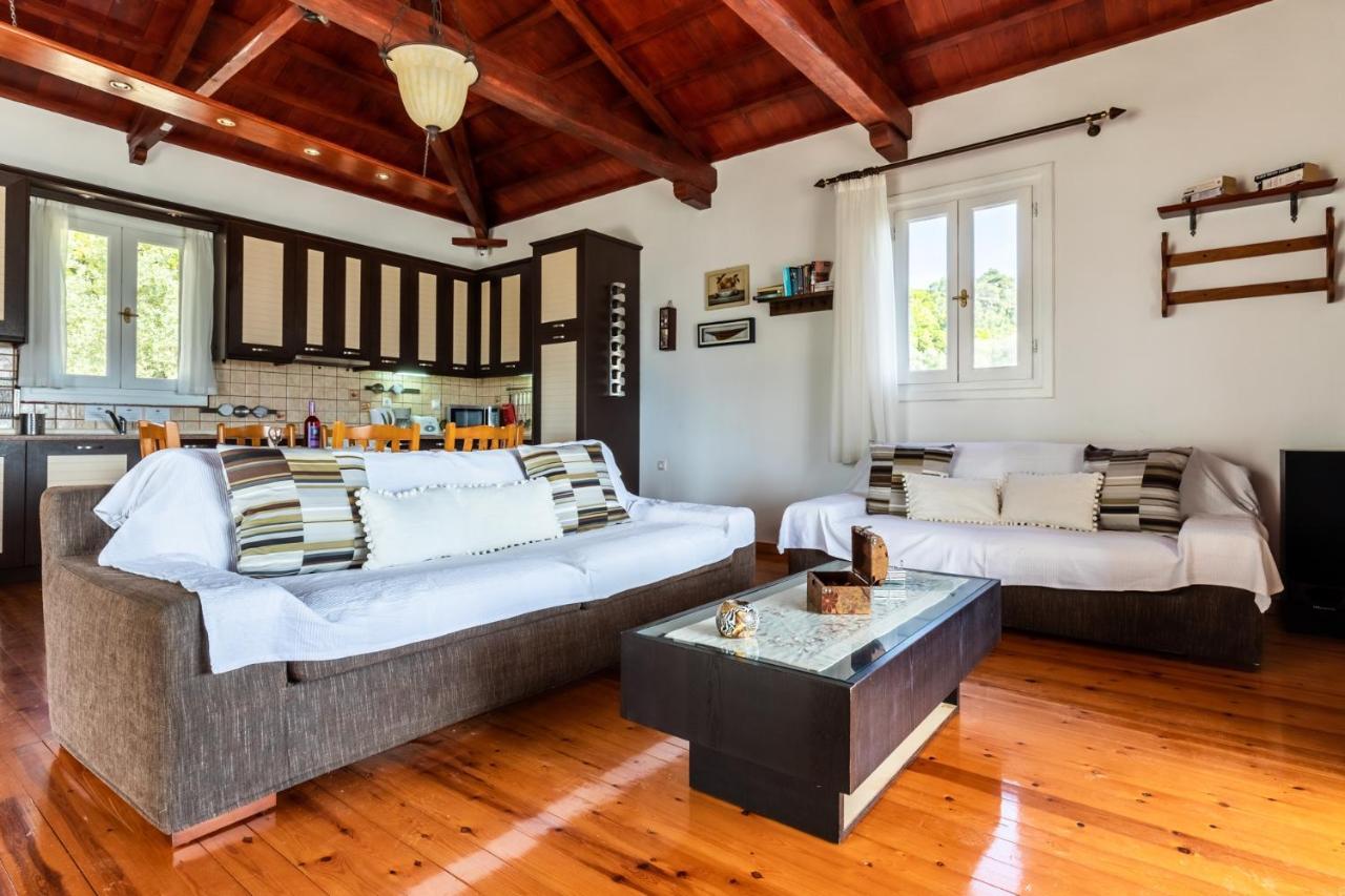 Villa Agia Marina Skopelos Town Bagian luar foto